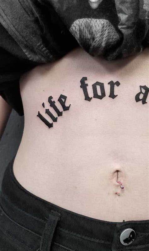 150+ Ideias de Tatuagens Femininas na Barriga